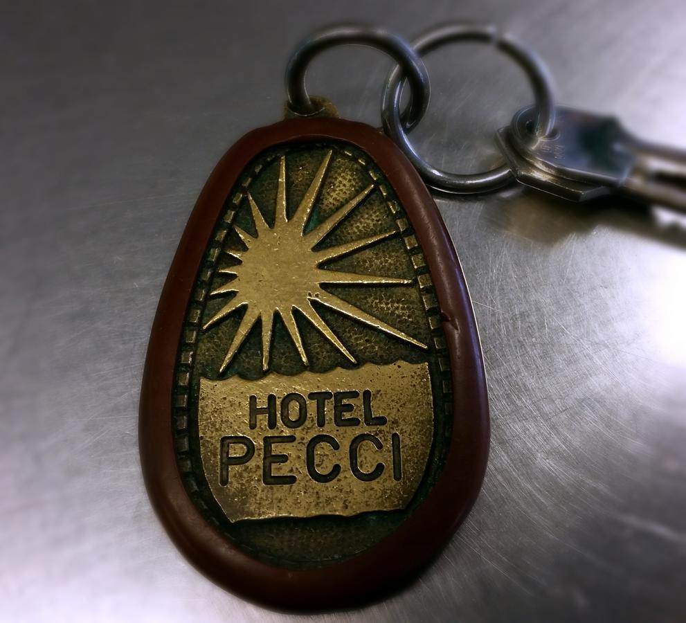 Hotel Pecci ريميني المظهر الخارجي الصورة