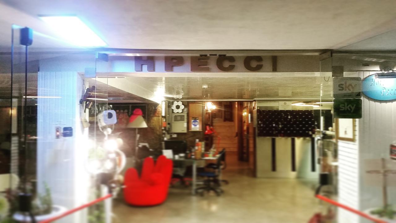 Hotel Pecci ريميني المظهر الخارجي الصورة